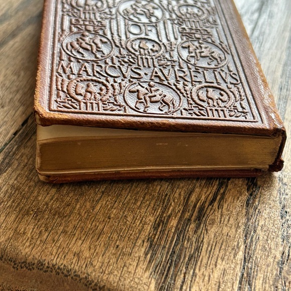 ***SOLD**1910 MARCUS AURELIUS MEDITATIONS EMBOSSED LEATHER GILT ROMAN PHILOSOPHY - Picture 15 of 16